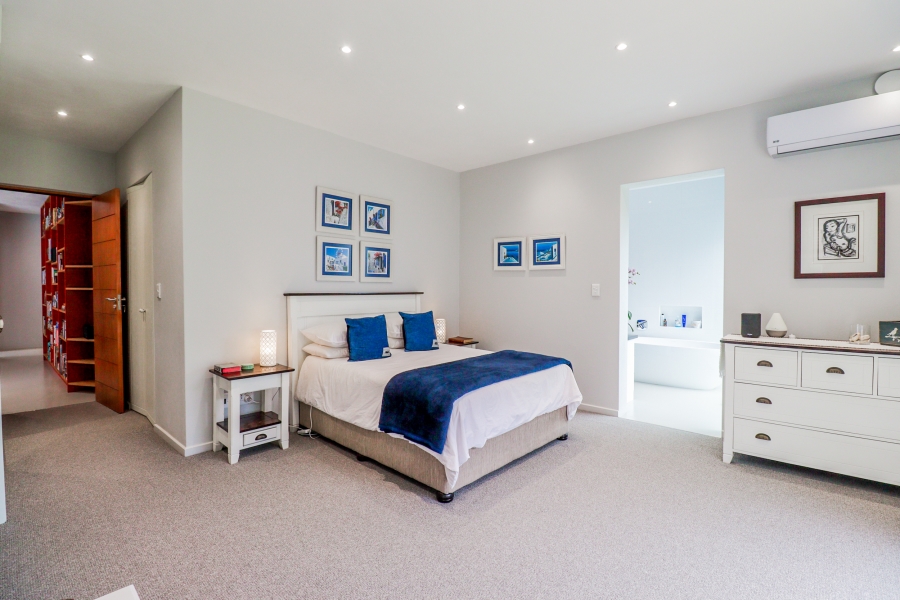 3 Bedroom Property for Sale in The Coves North West